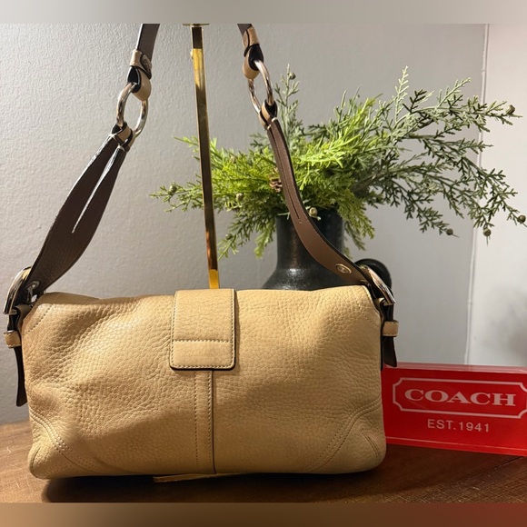 Coach Soho Double Pocket Shoulder Bag - Picture 2 of 15